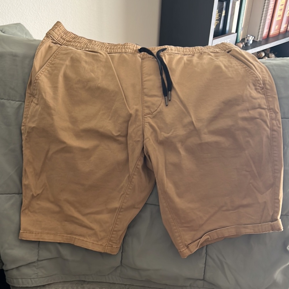 Shorts - Picture 2 of 2